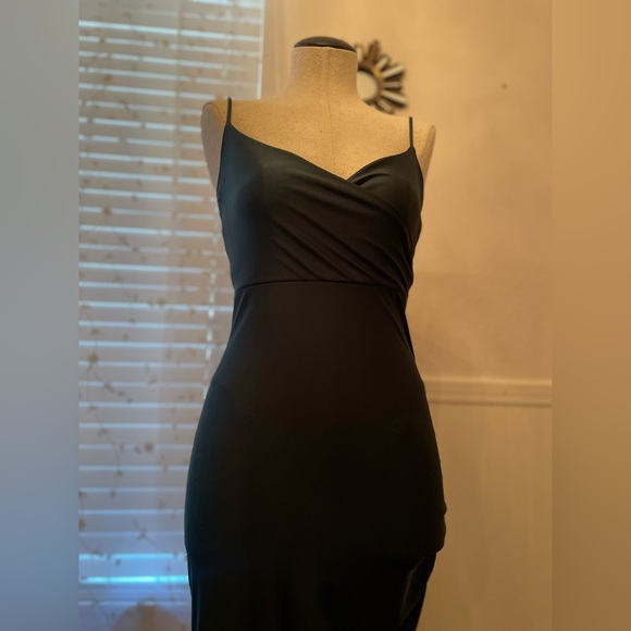Windsor Midi Dress - Picture 5 of 10